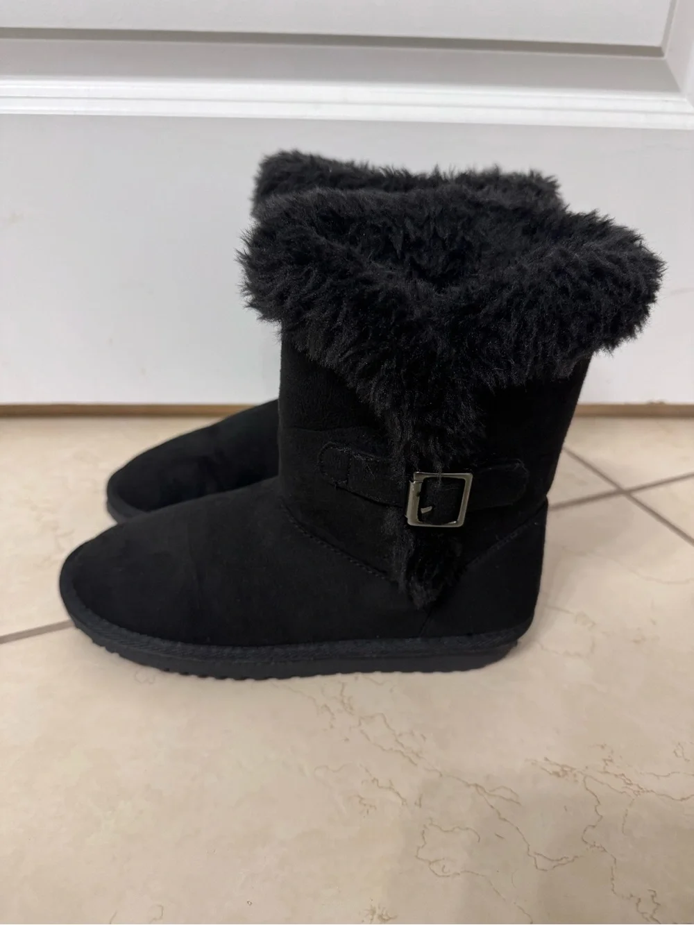 The Children's Place Girl’s Black Boots
